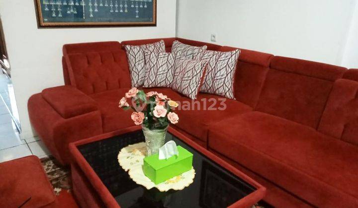 Dijual Cepat Rumah Tinggal Nyaman Beserta Isinya, Ada Usaha Kos kosan Daerah Sayap Ahmad Yani 10