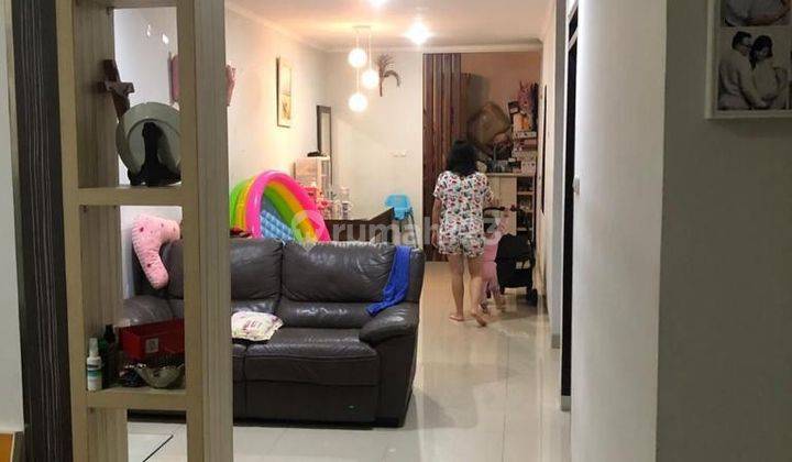 Rumah Minimalis 1,5 Lantai Semi Furnish, Siap Huni di Area Kembar Sayap Sriwijaya 2