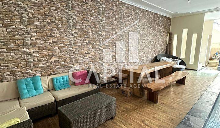 Turun Harga Gaes Rumah Bagus Fully Furnished di Setramurni Yang Ada Kolam Renangnya 1