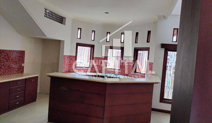 Fantastic Price Rumah Kokoh Dengan Interior Kayu Jati di Sayap Setiabudi Cipaku 2