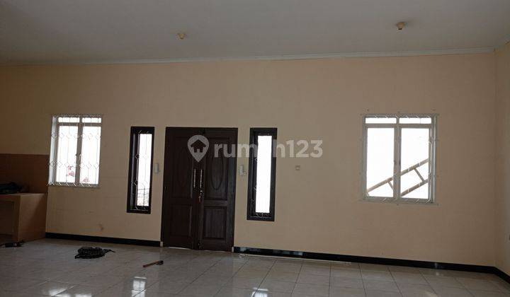 Rumah Hook Minimalis siap huni, Taman Kopo Indah 2