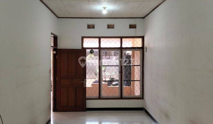 Rumah Minimalis Siap Huni, Taman Kopo Indah 1