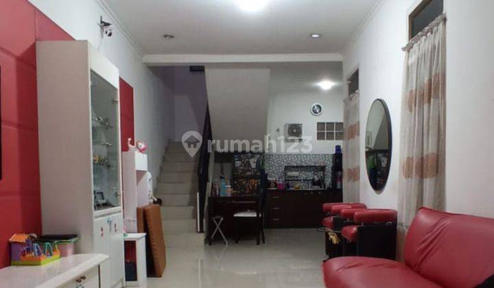 Rumah Strategis Siap Huni, Taman Holis Indah 2