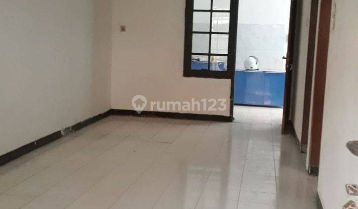 Rumah Siap Huni Sudah Renovasi, Taman Holis Indah 1