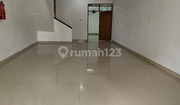 Ruko Strategis 2 Lantai Sewa Cepat, Taman Kopo Indah