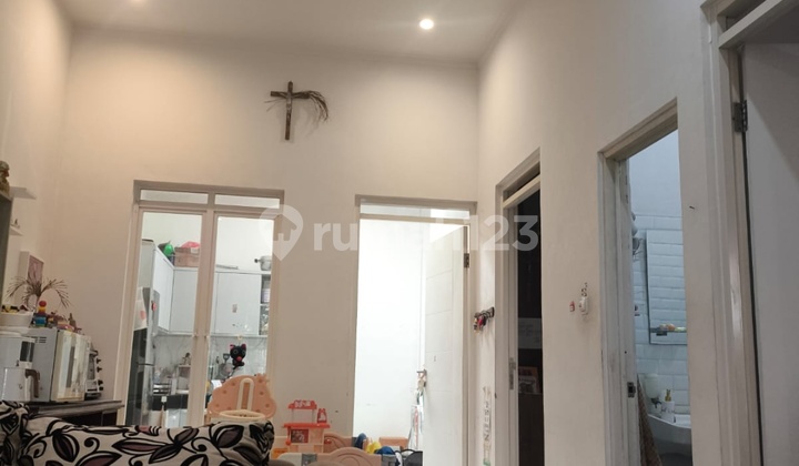 Rumah Strategis Minimalis Dekat Akses Tol Margaasih, Taman Kopo Indah