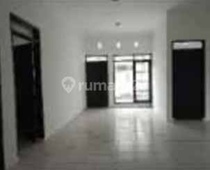 Rumah Strategis Murah Hook, Taman Kopo Indah