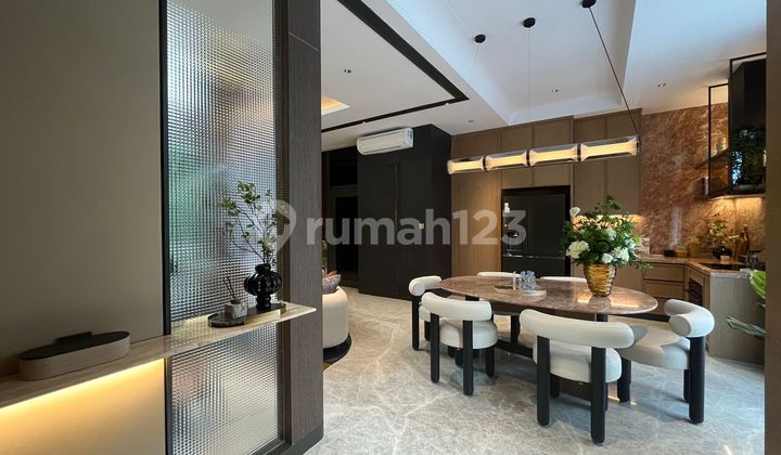 Rumah 5 Kamar di The Springs Gading Serpong, Lingkungan Asri 2