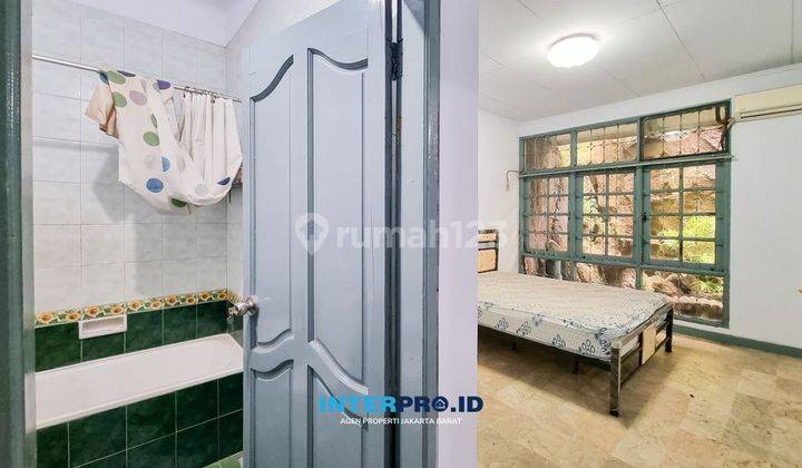 Dijual Rumah 2lantai Kembangan Baru Lb.150m2 Semi Furnish SHM 5