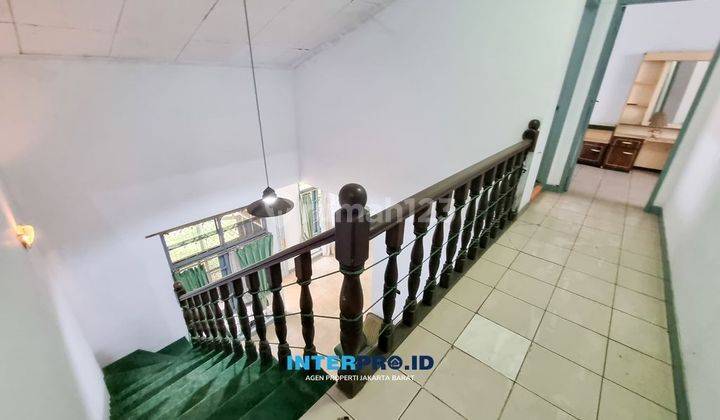 Dijual Rumah 2lantai Kembangan Baru Lb.150m2 Semi Furnish SHM 7