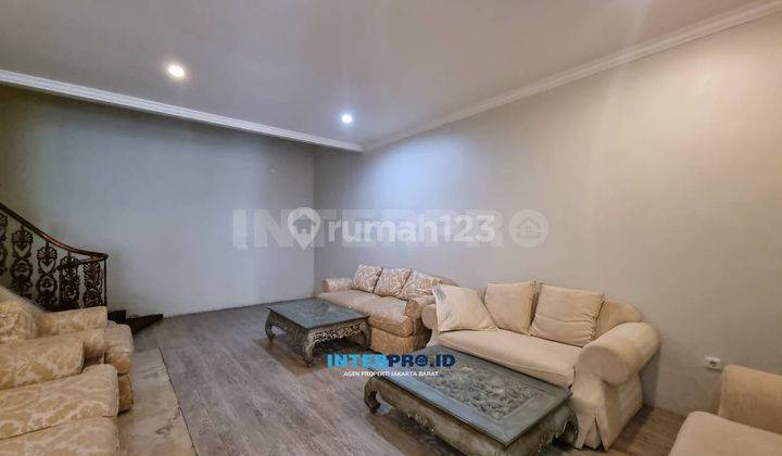 Disewakan Rumah Minimalis 2 Lantai Intercon Kebon Jeruk Lt. 200m2 6