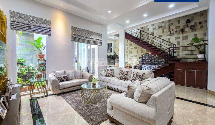 Rumah Mewah Tropical Minimalis Taman Permata Buana Luas 272m2 1