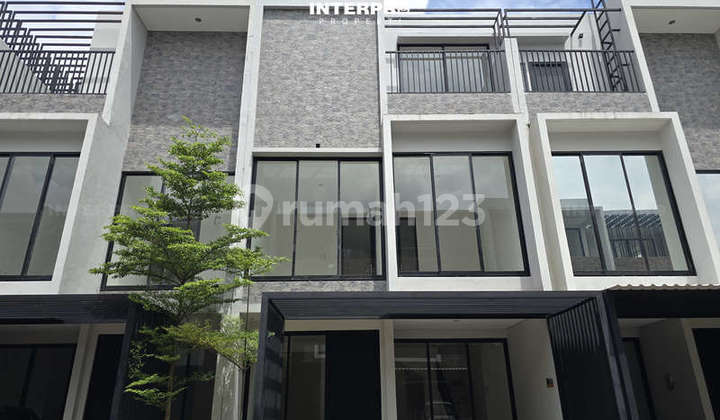 Rumah 3 Lantai Disewakan Anwa Residence Meruya - Luas 60M2 Rumah 3 Lantai Disewakan Anwa Residence Meruya - Luas 60M2