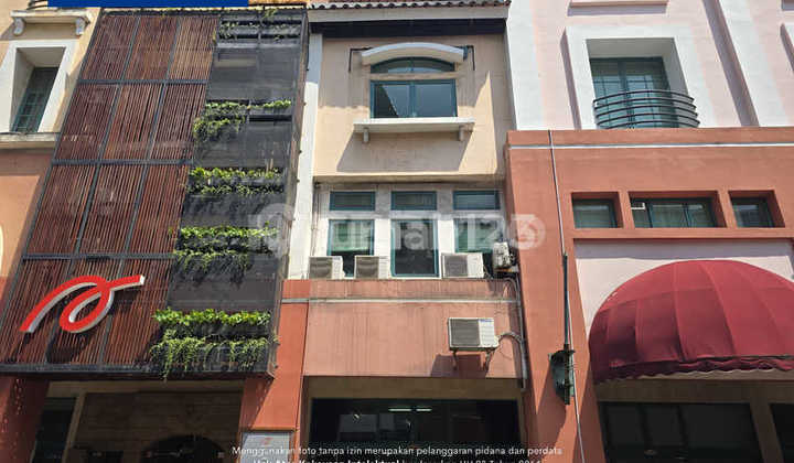 Ruko 4 Lantai Disewakan Sentra Niaga Puri Indah - Luas Tanah 70m2