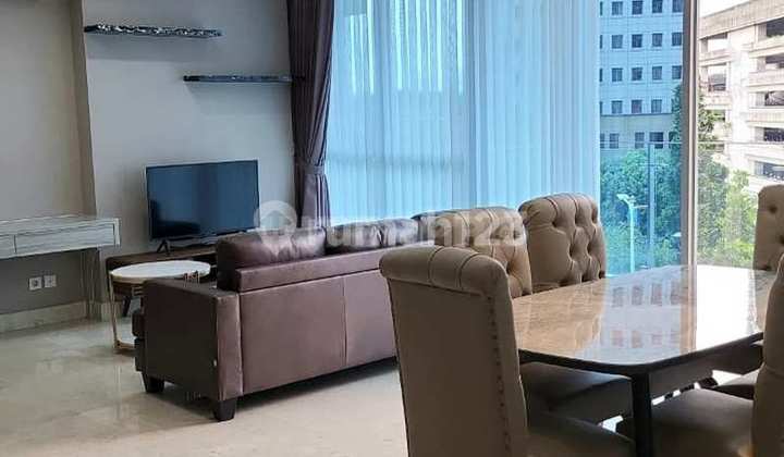 Apartemen 3BR Dijual The Windsor Tower Luxury Best Price - 147m2 