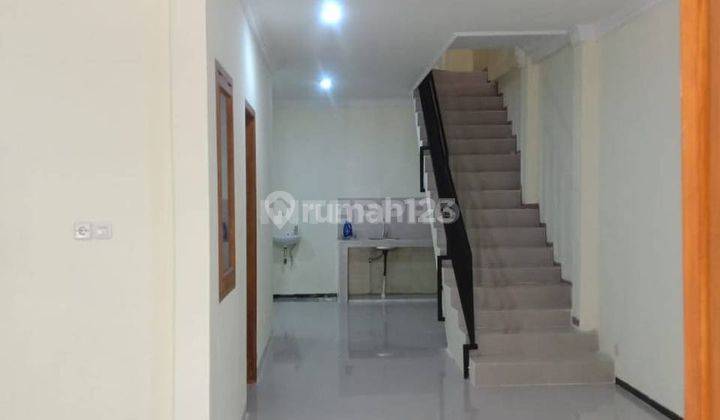 Rumah Dijual Kalideres Permai SHM 2 Lantai Siap Huni 90m2 3 Kamar 1