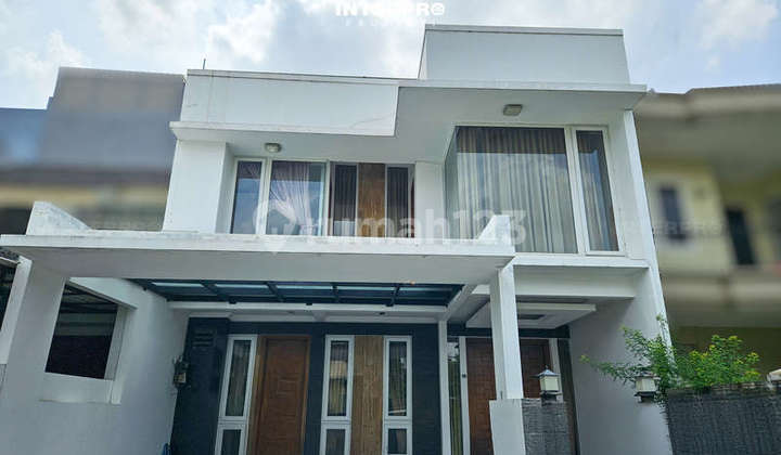 Rumah 2 Lantai Disewakan Intercon Kebon Jeruk Hadap Timur - 144M2 Rumah 2 Lantai Disewakan Intercon Kebon Jeruk Hadap Timur - 144M2