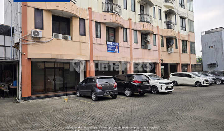 Ruko 5 Lantai di Citta Graha Komplek Kebon Jeruk Dekat Tol