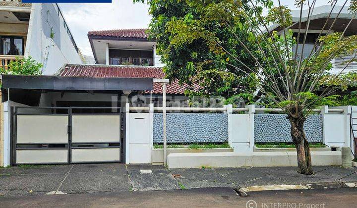 Rumah Dijual Intercon Kebon Jeruk 2 Lantai - LT 324m2 1