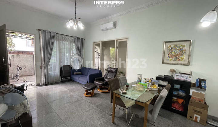 Rumah Hook 2 Lantai Dijual Permata Buana Luas dan Nyaman - 266M2 2