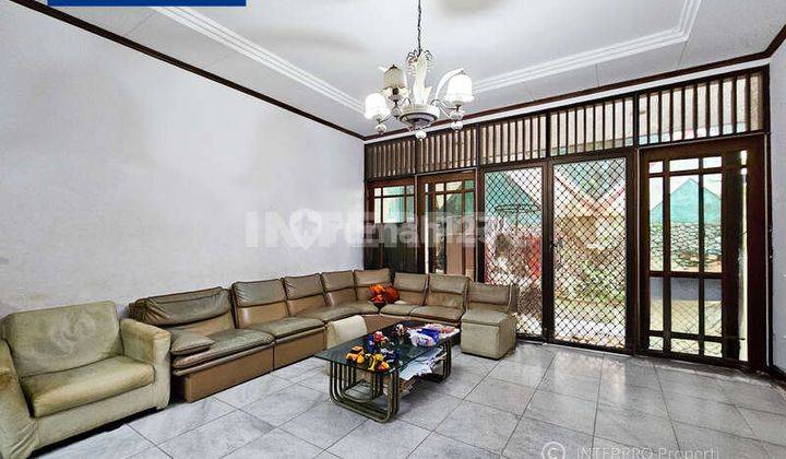 Rumah Dijual Intercon Kebon Jeruk 2 Lantai - LT 324m2 2