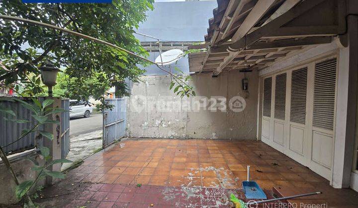 Rumah Hitung Tanah Dijual Puri Indah Kembangan - LT 160m2 2