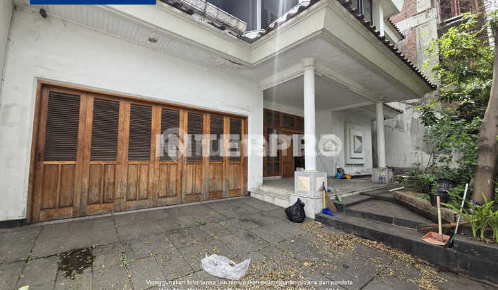 Rumah Besar 2 Lantai Disewakan Permata Buana Hadap Selatan 400m2 2