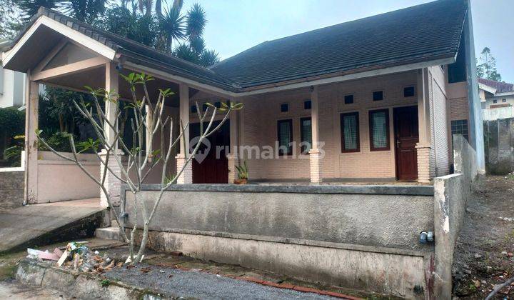 RUMAH CANTIK SUDAH RENOV GRAHA PUSPA SETIABUDI LEMBANG BANDUNG  1