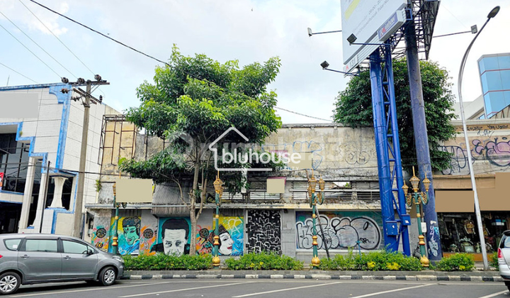 House Suitable for Business, Strategic Location in Kayutangan Heritage