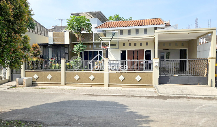 Rumah 3 Kamar Siap Huni Dekat Universitas di Bunga-Bunga Malang Rumah 3 Kamar Siap Huni Dekat Universitas di Bunga-Bunga Malang