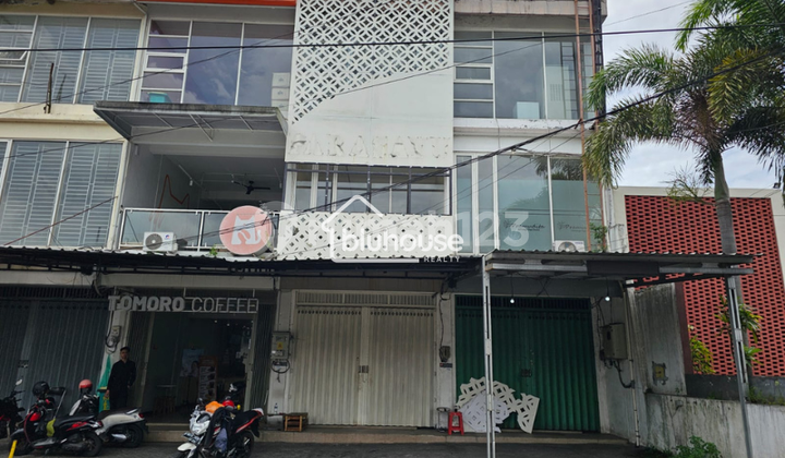 3-Storey Strategic Commercial Shop House Near University in Dieng