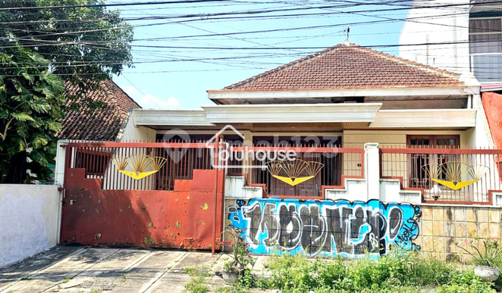 Rumah 4 Kamar Siap Huni Daerah Universitas di Bunga-Bunga