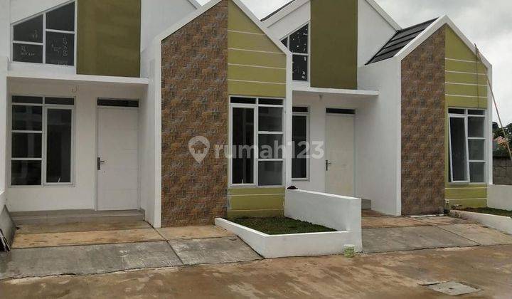 Rumah cluster 1,5lantai Depok, baru,, Dekat ke akses 3 tol: Jatikarya, Cibubur., Cimanggis . Dekat mall Ciputra, plaza Cibubur, Cibubur junction. One gate system. Ada angkot Leuwinanggung, Cisalak, Cibinong. Tidak banjir 1