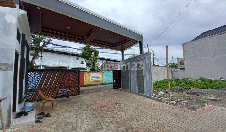 Rumah Desain Eropa Syle Yang Elegan Di Kelapa Dua Depok. Strategis Dekat Stasiun Ui, Pondok Cina, Rs, Kampus 2