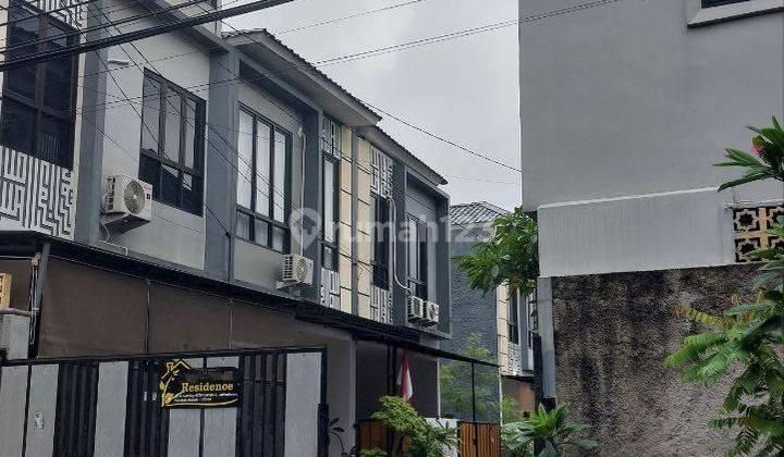 Cluster Rumah Baru 2 Lantai Minimalis Modern, Nyaman Lokasi Sangat Strategis Di Jatirahayu, Pondok Melati, Bekasi Kota. ± 0.29 Km Dari Sma/Smk Sandikta Jl. Raya Hankam Pondok Gede
± 0.5 Km Supermarket Giant 
± 0.65 Km Dari Rumah Sakit Jati Rahayu.  1