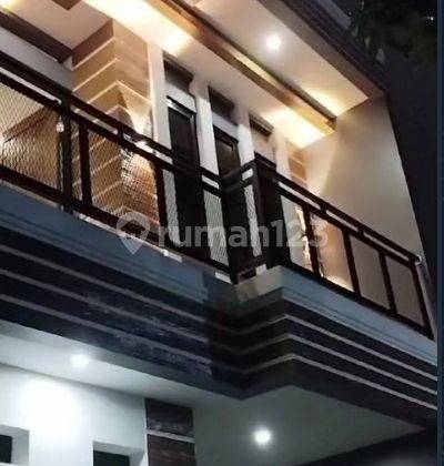 Cluster Rumah Baru  2 Lantai Shm, 3 Kt, 2km Di Tanah Merdeka Kampung Rambutan  Jakarta Timur. Desain Modern Bisa Custom, Lingkungan Asri. Strategis Dekat Ke Sekolah,mini Market, Rs Adhyaksa Ceger Cipayung, Apotik,  Pintu Tol Jorr  Dan Jagorawi