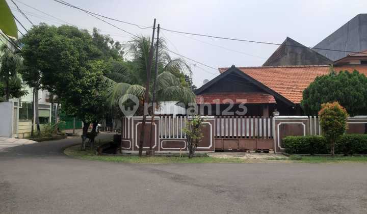 Rumah Kontemporer Bagus Di Komp Pengairan Grogol Jakarta Barat 2