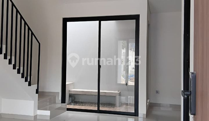 Rumah Bagus Brand New di Kayu Manis Bellevue Pondok Indah Jakarta Selatan 2