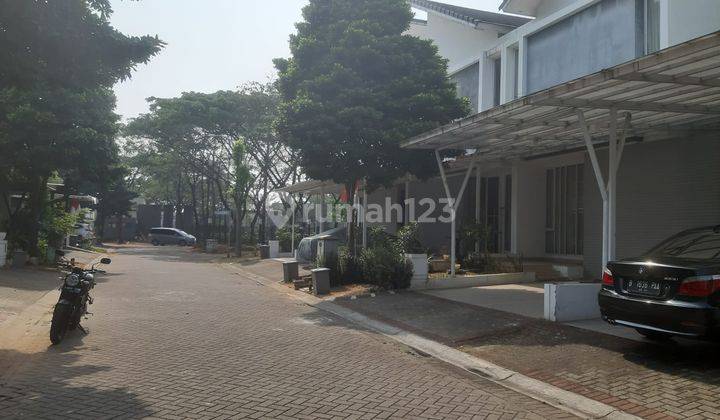 Disewakan Rumah Modern Siap Huni Lokasi di Emerald Bintaro 9 2