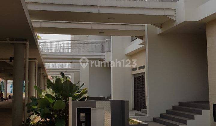 Rumah Puri 11 Karang Tengah 3lantai Brand New Dijual 2