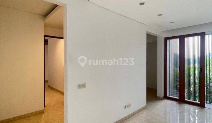 DIJUAL RUMAH MDOERN dgn S.POOL di Jl JAYA MANDALA, DUKU PATRA 2