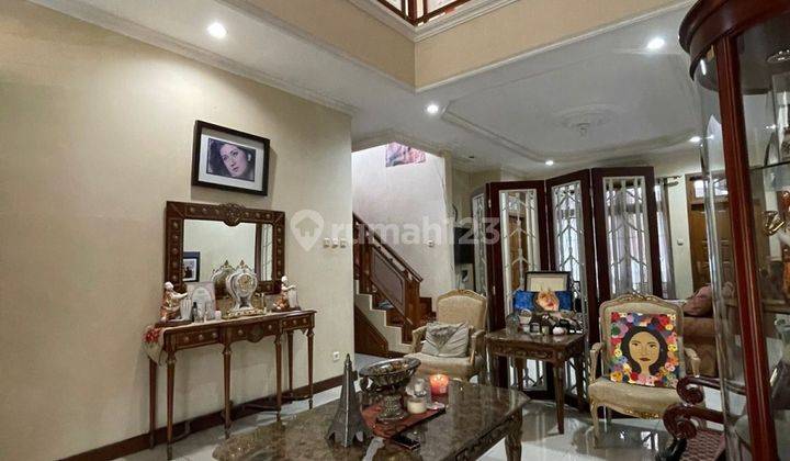 DIJUAL RUMAH MENARIK di Jl CIRAGIL / SENOPATI, KEBAYORAN BARU, JAKSEL 1