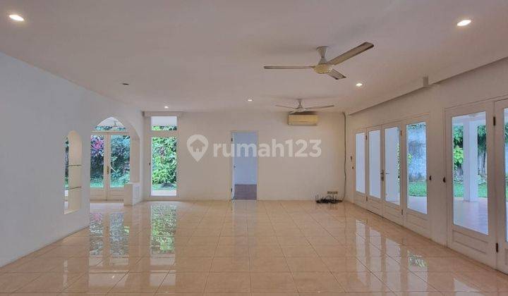 DIJUAL RUMAH BAGUS DAN ASRI di JL KEMANG DALAM, JAKSEL 2