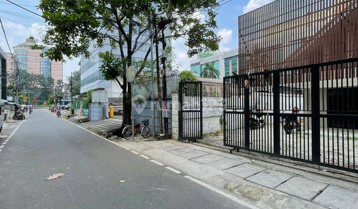 DIJUAL RUMAH / RUANG USAHA di Jl RADEN SALEH / CIKINI, MENTENG 15