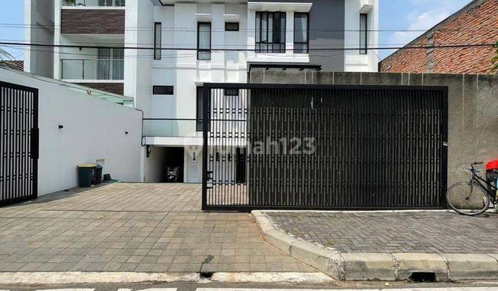 DIJUAL RUMAH JL SEMARANG , MENTENG, JAKPUS 2