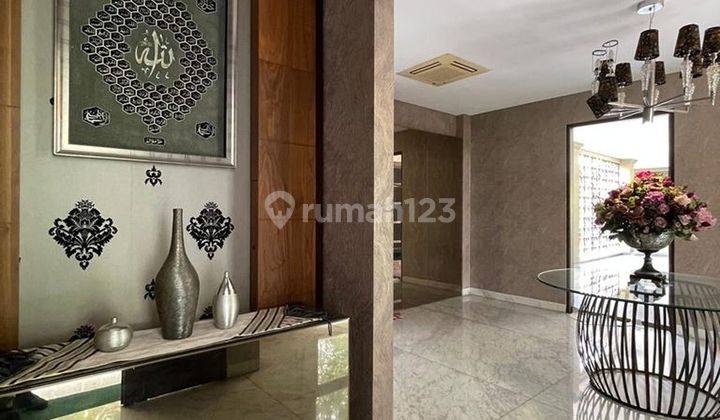 Dijual Rumah Asri Modern Jl Kb Mangga , Kebayoran Lama, Jaksel 2