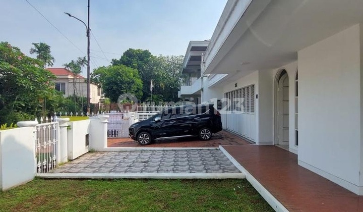 Dijual Rumah Asri Dan Tenang di Jl Bukit Hijau, Pondok Indah