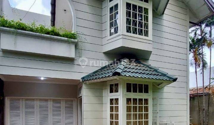 Dijual Rumah Depan Taman At Jl Prapanca, Kebayoran Baru 1