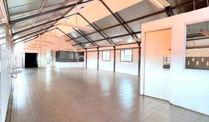 Bangunan Luas Ex Sekolah At Jl Tb Simatupang, Jaksel 3