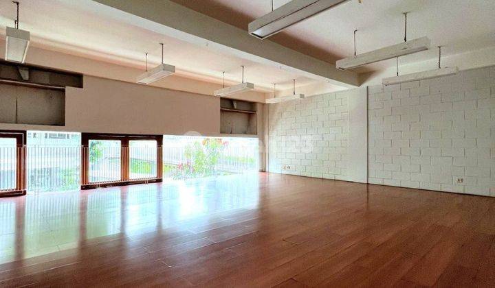 Bangunan Luas Ex Sekolah At Jl Tb Simatupang, Jaksel 12